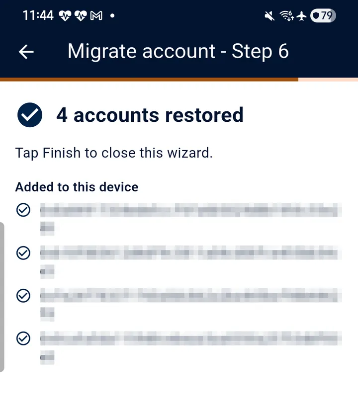 teckel App User Guide 28 Left: several Accounts were backed up under the same e-mail address — tick the ones to restore